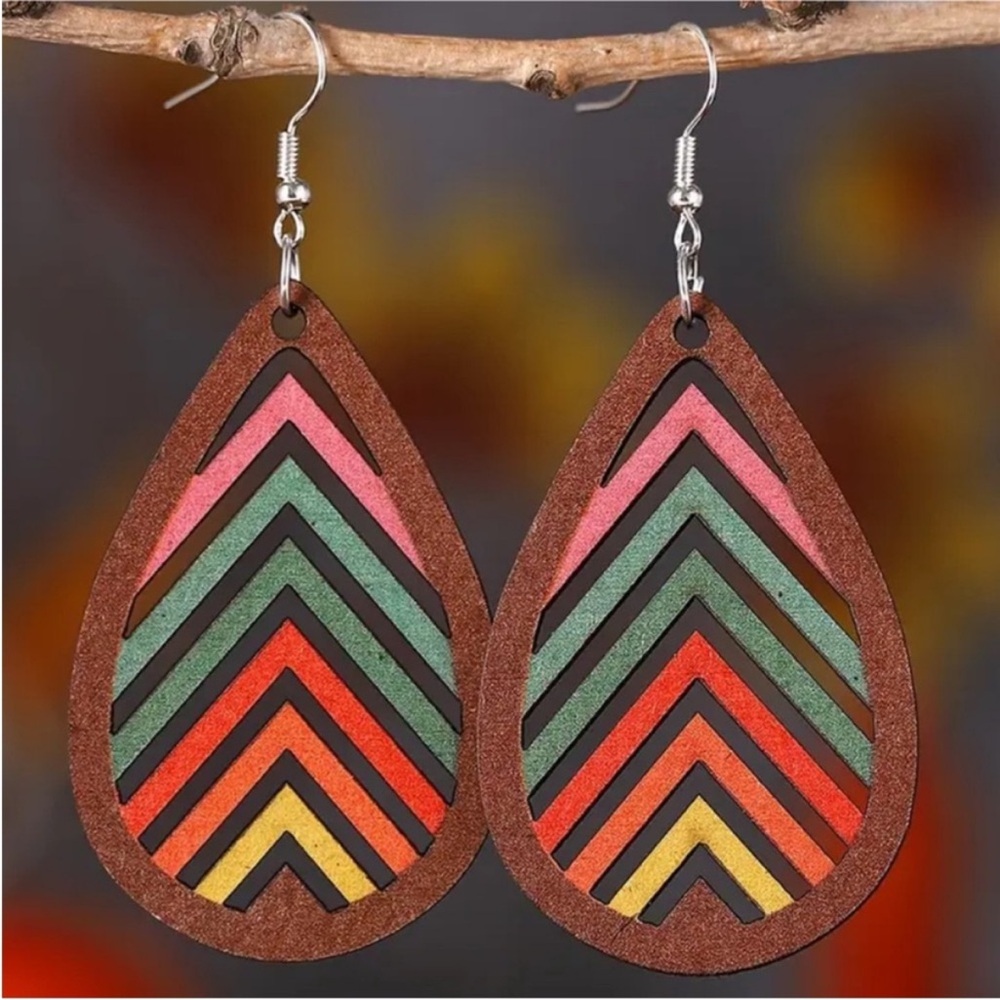 ☀️ 5/25 ☀️ Colorful Chevron Wooden Teardrop Earrings